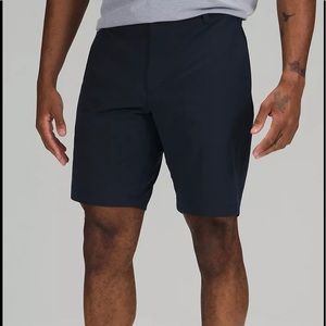 Men’s Lululemon Navy Blue Casual Shorts Commission 9" Warpstreme